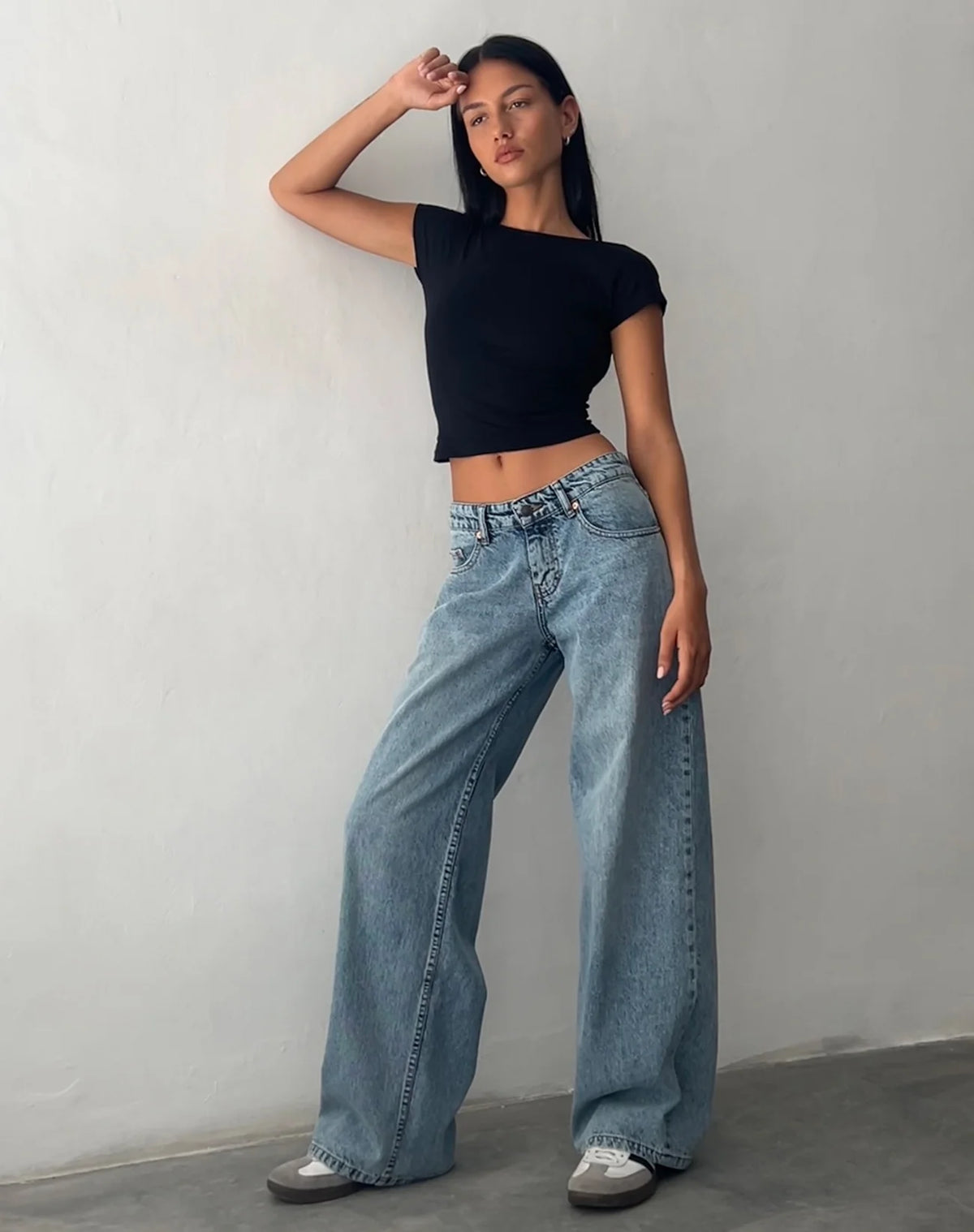 Geräumige, extra weite Low Rise-Jeans in Vintage-Blau-Waschung