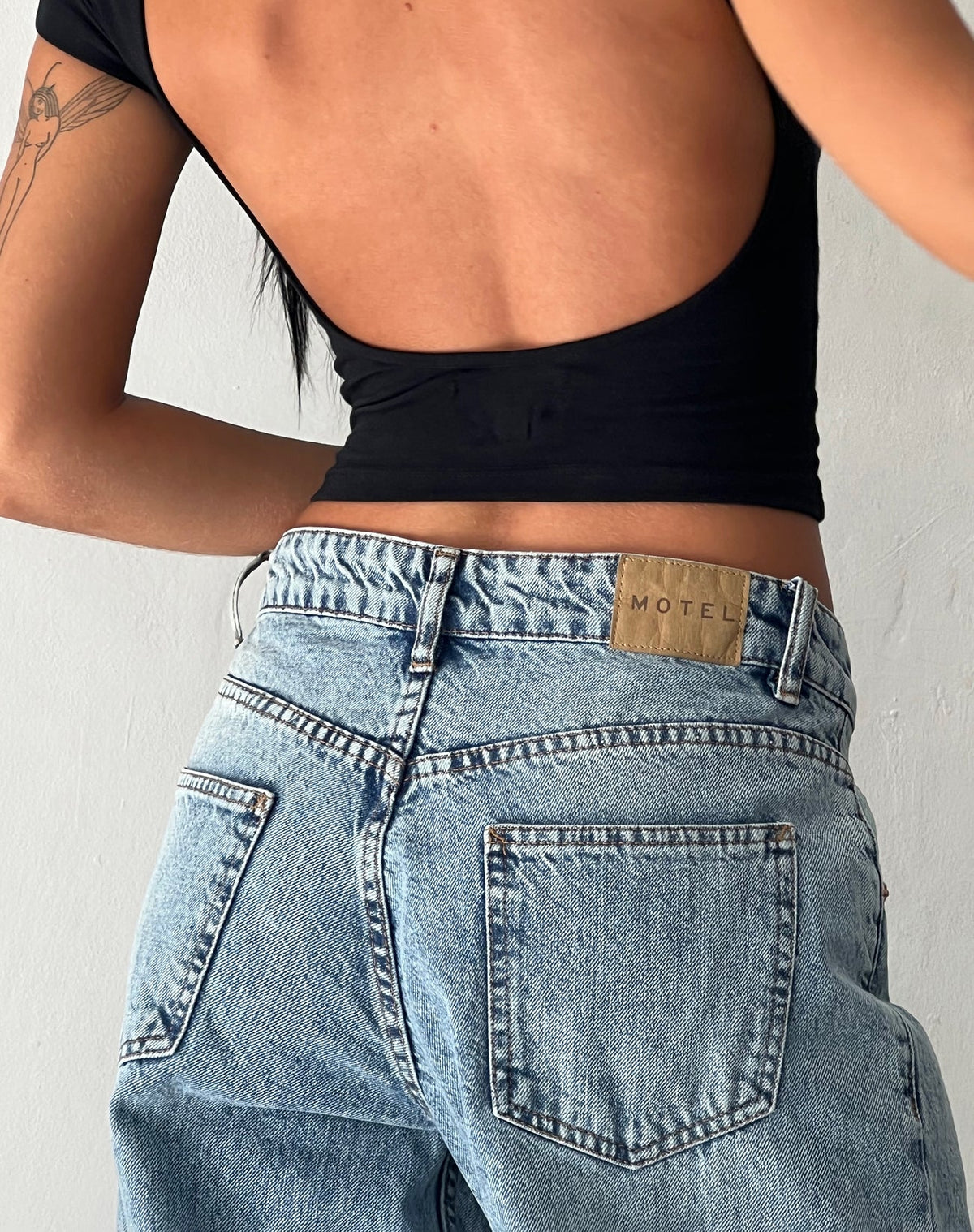 Geräumige, extra weite Low Rise-Jeans in Vintage-Blau-Waschung