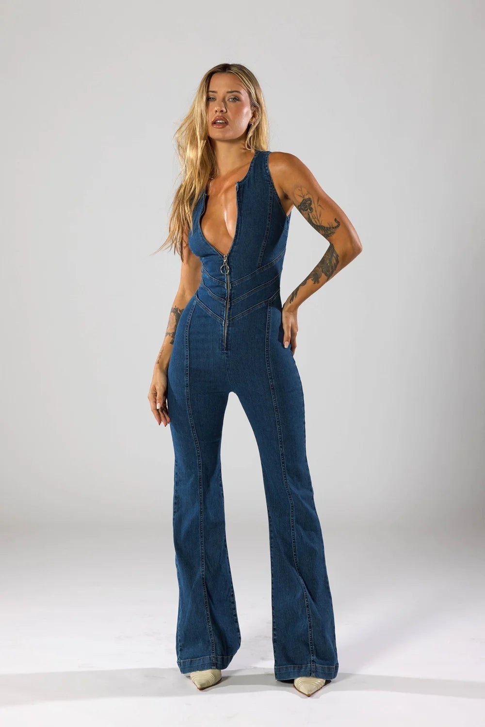 Renate - Bodycon backless heart jumpsuit